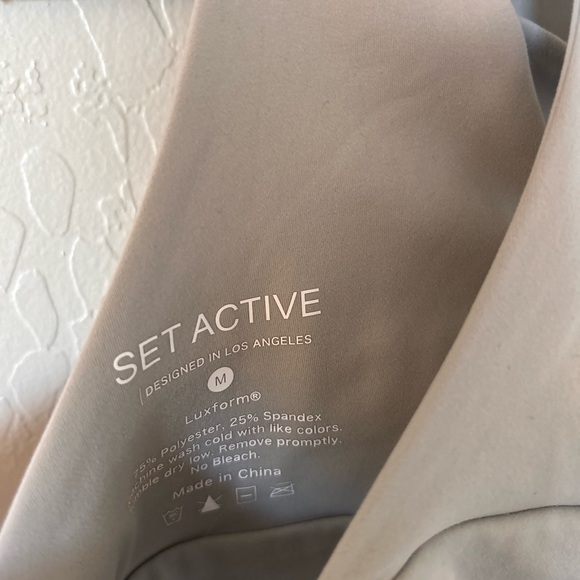 SET Active Matching Leggings and Sports Bra Set - Taupe size M - Picture 4 of 7